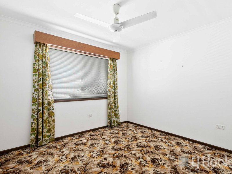 Photo - 126 Esplanade , Point Vernon QLD 4655 - Image 18