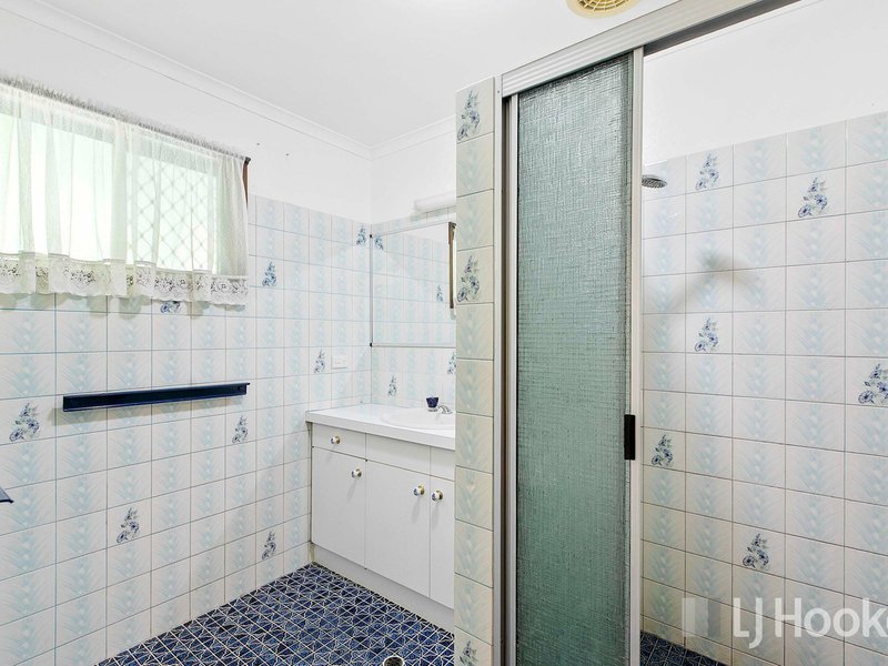 Photo - 126 Esplanade , Point Vernon QLD 4655 - Image 19