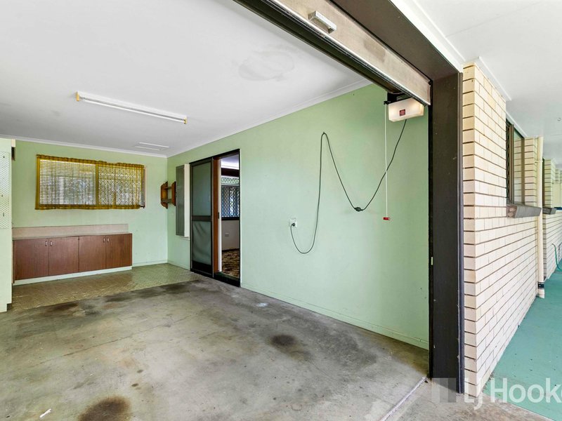 Photo - 126 Esplanade , Point Vernon QLD 4655 - Image 21