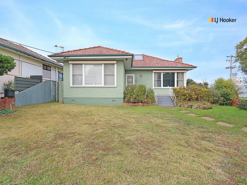 126 Fernleigh Road, Mount Austin NSW 2650