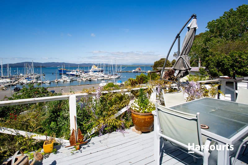 Photo - 126 Flinders Street, Beauty Point TAS 7270 - Image 4