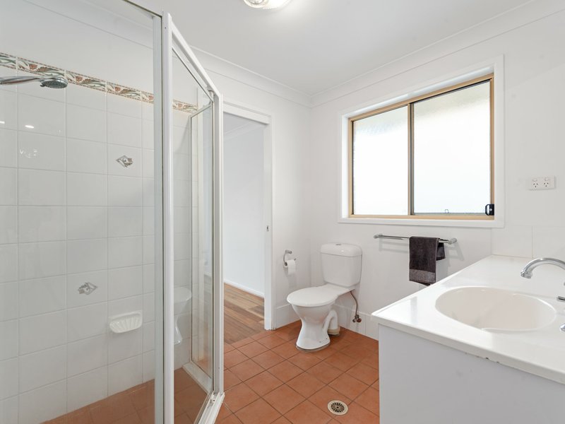 Photo - 1/26 Geraldton Drive, Redhead NSW 2290 - Image 4