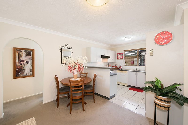 Photo - 1/26 Grace Street, Nundah QLD 4012 - Image 4