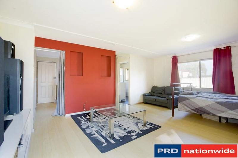 Photo - 126 Hume Crescent, Werrington County NSW 2747 - Image 9