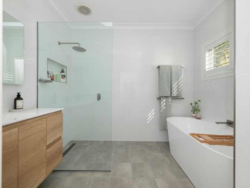 Photo - 126 Hunter Street, Lismore NSW 2480 - Image 13