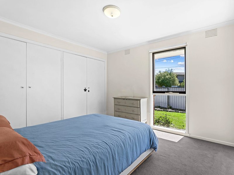 Photo - 1/26 Kelvinside Road, Noble Park VIC 3174 - Image 7