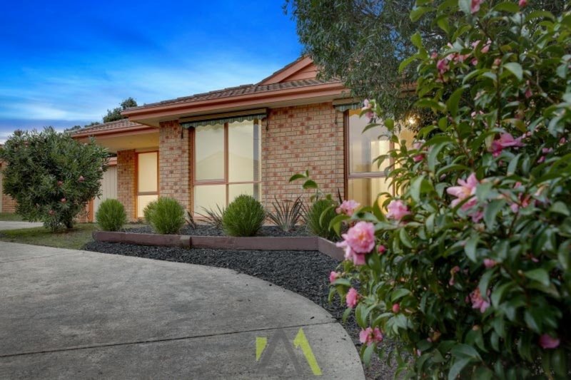 Photo - 1/26 Lang Road, Langwarrin VIC 3910 - Image 13