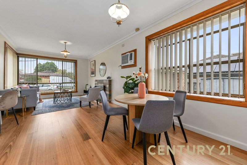 Photo - 1/26 Larbert Road, Noble Park VIC 3174 - Image 3