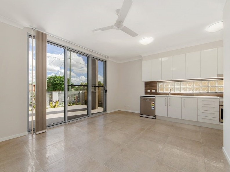 Photo - 1/26 Laura Street, Lutwyche QLD 4030 - Image 2