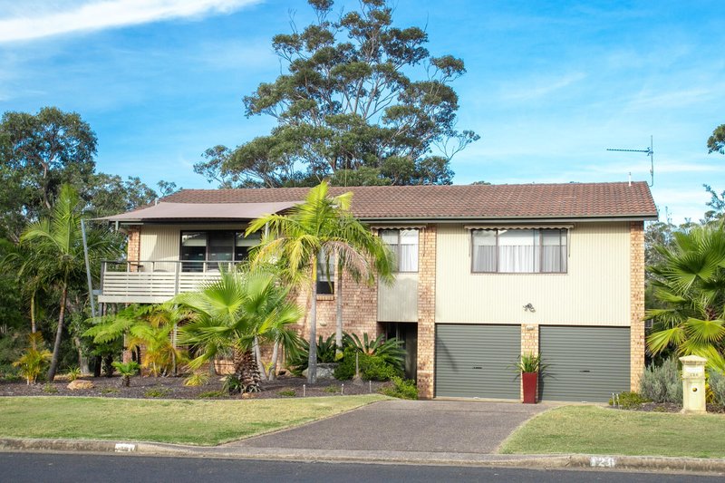 Photo - 126 Leo Drive, Narrawallee NSW 2539 - Image 4