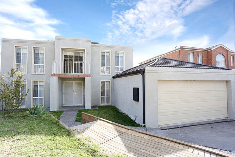 126 Mcpherson Boulevard, Roxburgh Park VIC 3064