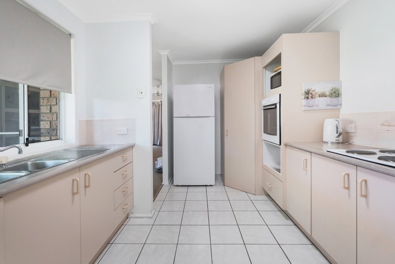 Photo - 1/26 Melrose Avenue, Bellara QLD 4507 - Image 17