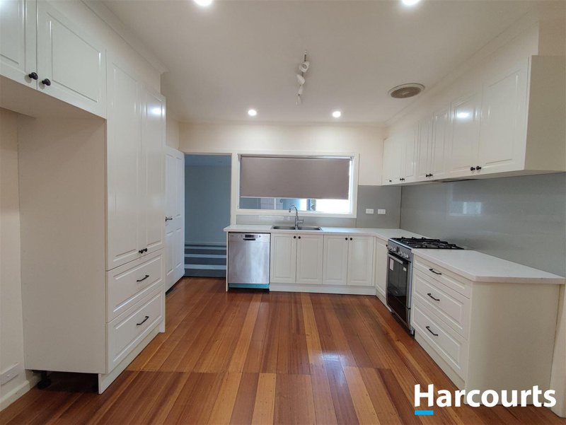 Photo - 1/26 Mount Pleasant Road, Nunawading VIC 3131 - Image 2