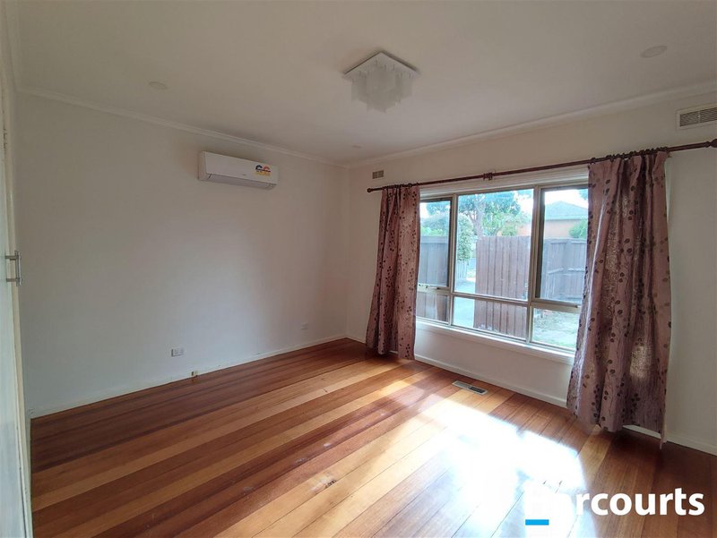 Photo - 1/26 Mount Pleasant Road, Nunawading VIC 3131 - Image 4