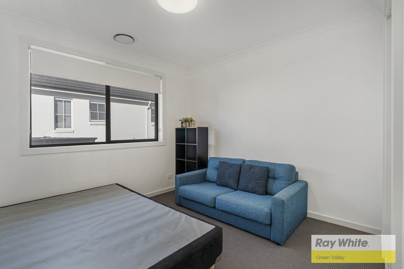 Photo - 1/26 Optimism Street, Leppington NSW 2179 - Image 10