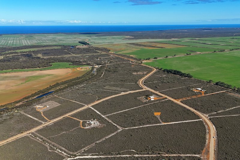 Photo - 126 Orchid Road, Hopetoun WA 6348 - Image 4