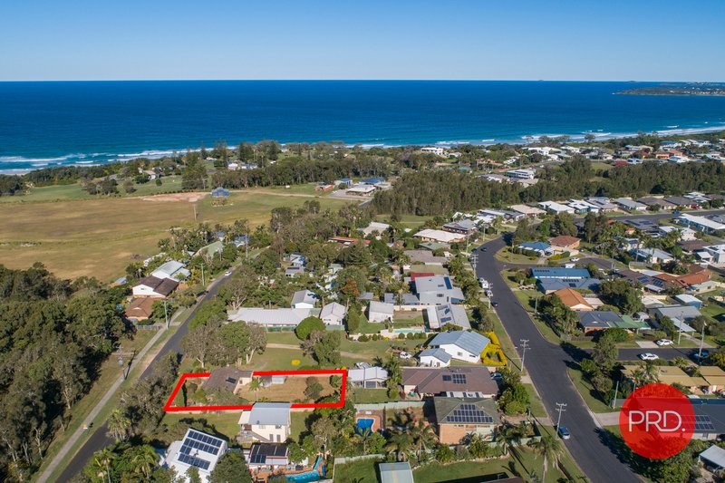 Photo - 126 Pacific Street, Corindi Beach NSW 2456 - Image 9