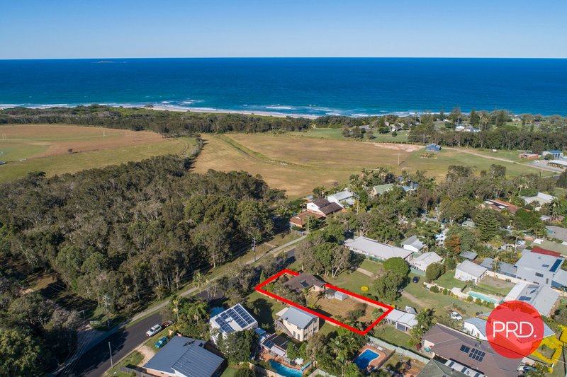 Photo - 126 Pacific Street, Corindi Beach NSW 2456 - Image 10