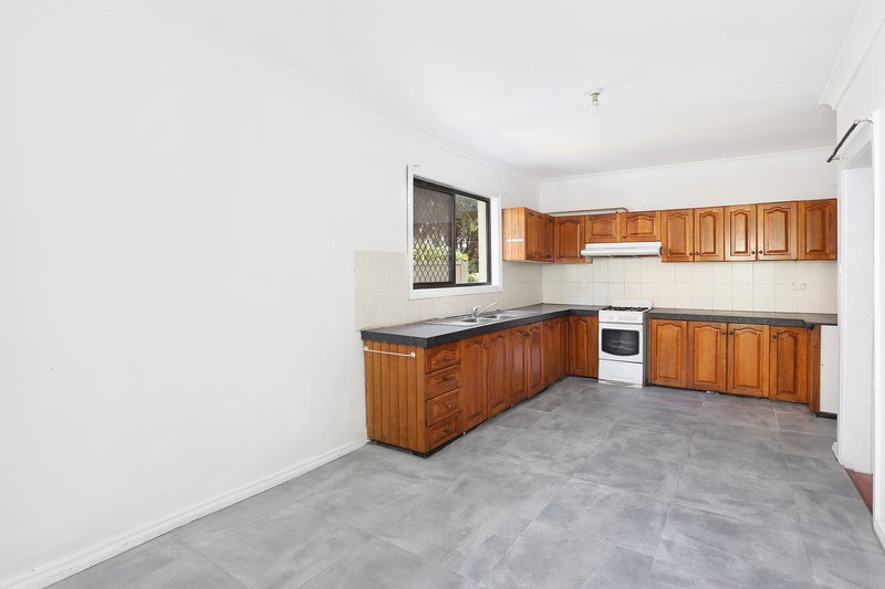 Photo - 126 Park Road, Auburn NSW 2144 - Image 4