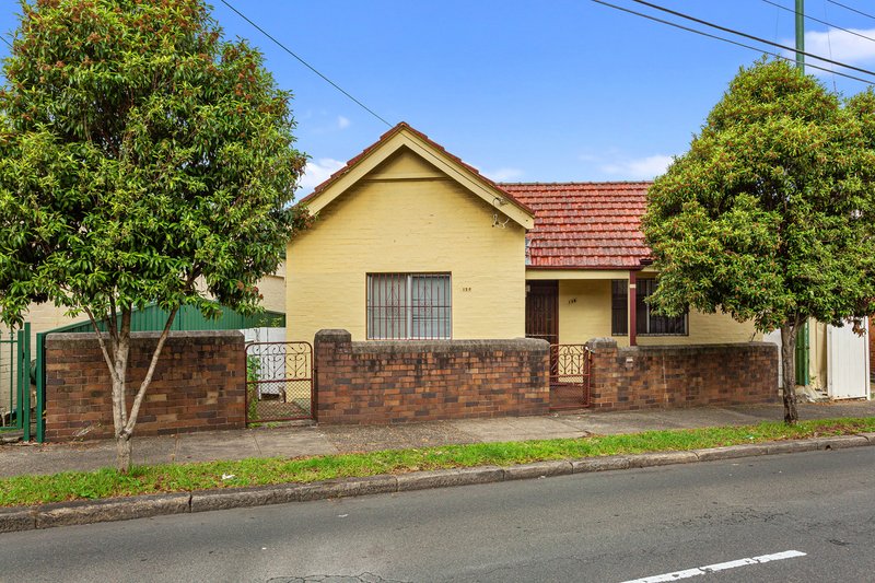 126 Petersham Road, Marrickville NSW 2204