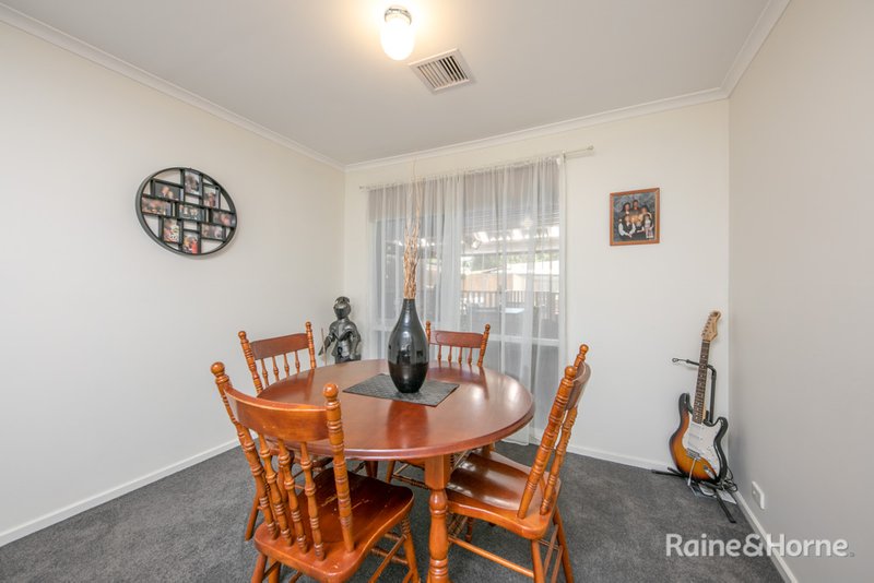 Photo - 126 Reservoir Road, Sunbury VIC 3429 - Image 6