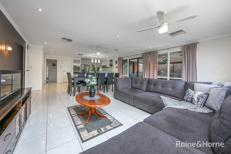 Photo - 126 Reservoir Road, Sunbury VIC 3429 - Image 9