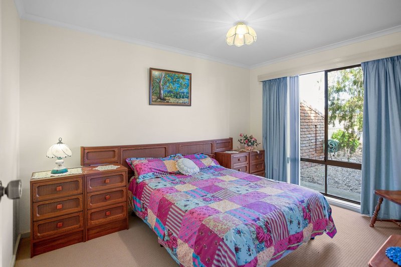 Photo - 126 Smart Road, St Agnes SA 5097 - Image 10