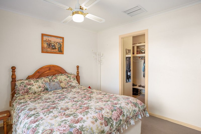 Photo - 126 Smart Road, St Agnes SA 5097 - Image 11