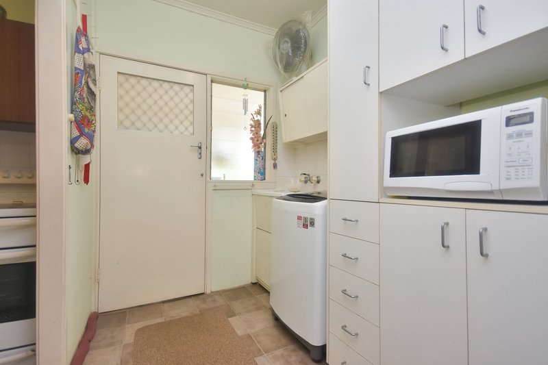 Photo - 126 Spitfire Avenue, Strathpine QLD 4500 - Image 7