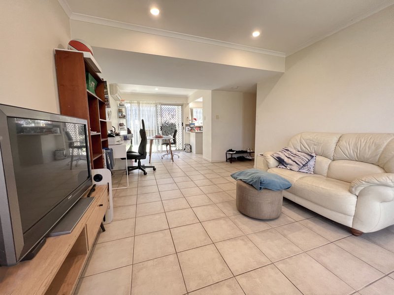 Photo - 12/6 Station Road, Burpengary QLD 4505 - Image 4