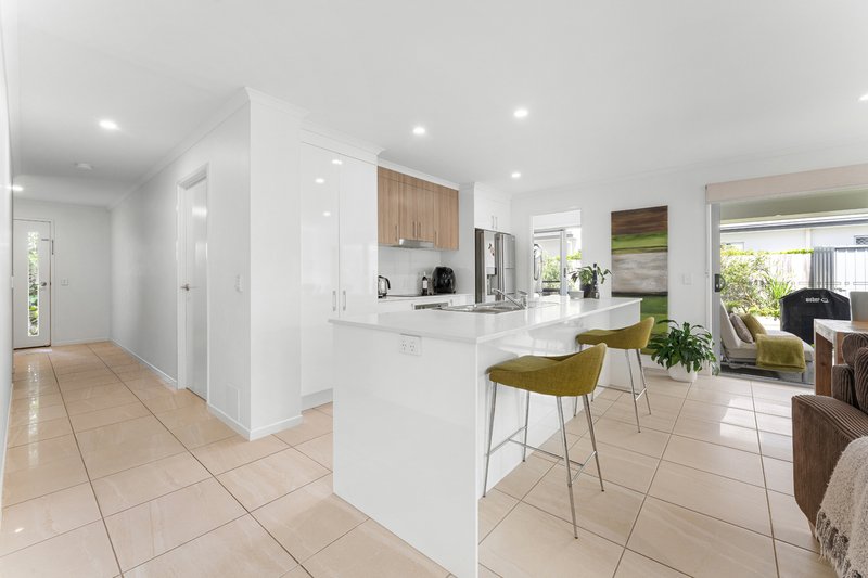 Photo - 1/26 Stone Crescent, Baringa QLD 4551 - Image 3