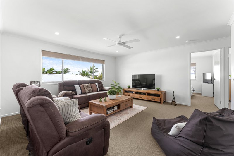 Photo - 1/26 Stone Crescent, Baringa QLD 4551 - Image 5
