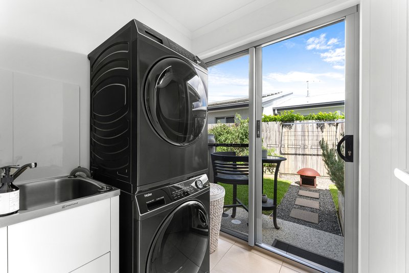 Photo - 1/26 Stone Crescent, Baringa QLD 4551 - Image 12