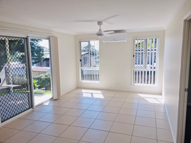 Photo - 1/26 Sunnyview Street, Beenleigh QLD 4207 - Image 2