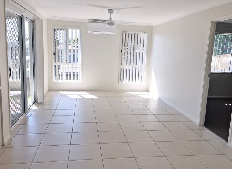 Photo - 1/26 Sunnyview Street, Beenleigh QLD 4207 - Image 3