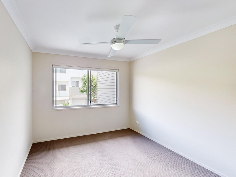 Photo - 1/26 Tick Street, Mount Gravatt East QLD 4122 - Image 9