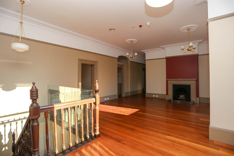 Photo - 126 William Street, Bathurst NSW 2795 - Image 2