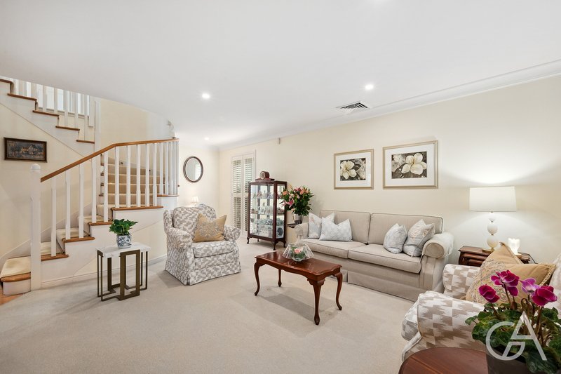 Photo - 126 Windsor Road, Red Hill QLD 4059 - Image 2