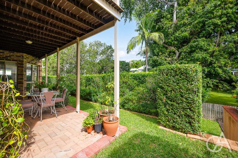 Photo - 126 Windsor Road, Red Hill QLD 4059 - Image 6