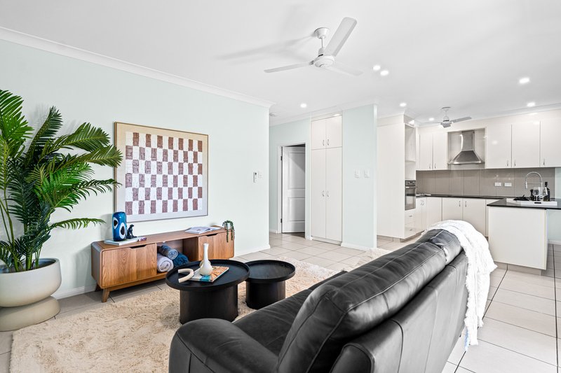 Photo - 12/6 Wright Crescent, Gray NT 0830 - Image 1