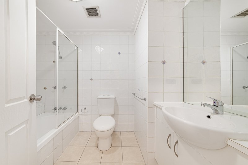 Photo - 12/60-62 Foveaux Street, Surry Hills NSW 2010 - Image 4