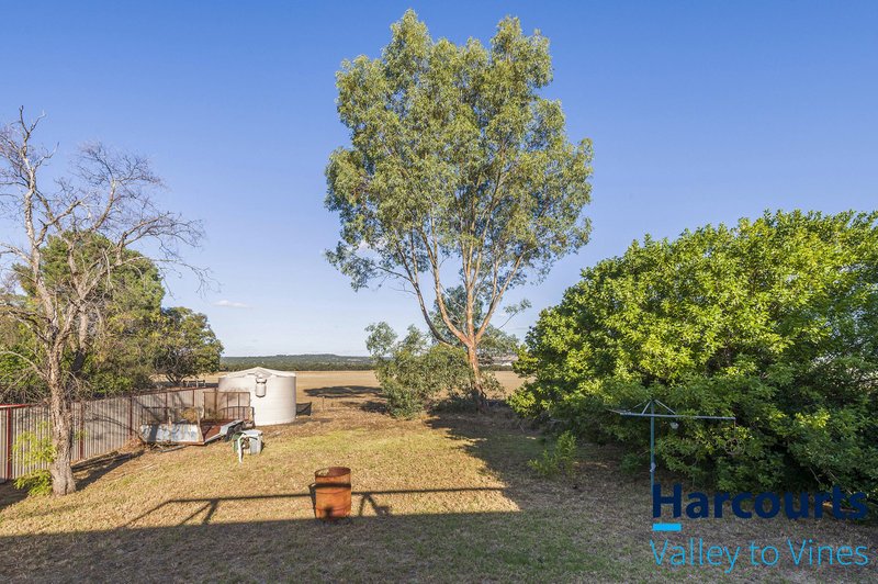 Photo - 1260 Almeria Parade, Bullsbrook WA 6084 - Image 7