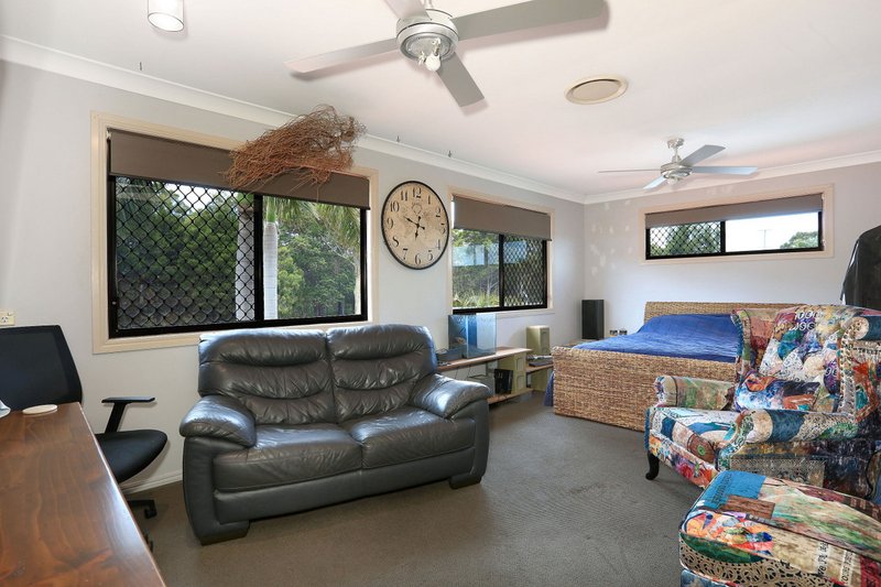 Photo - 1/260 Oxley Drive, Coombabah QLD 4216 - Image 13