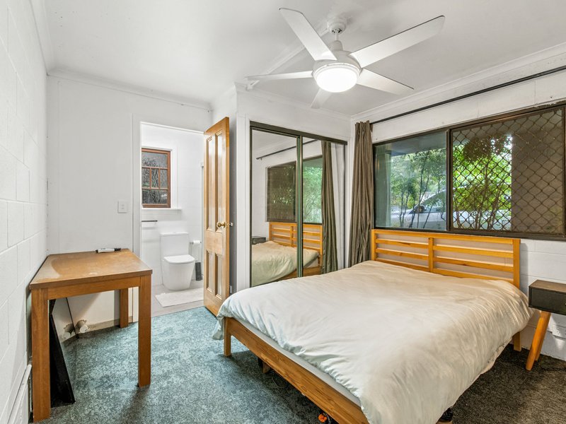 Photo - 1/260 Sir Fred Schonell Drive, St Lucia QLD 4067 - Image 7