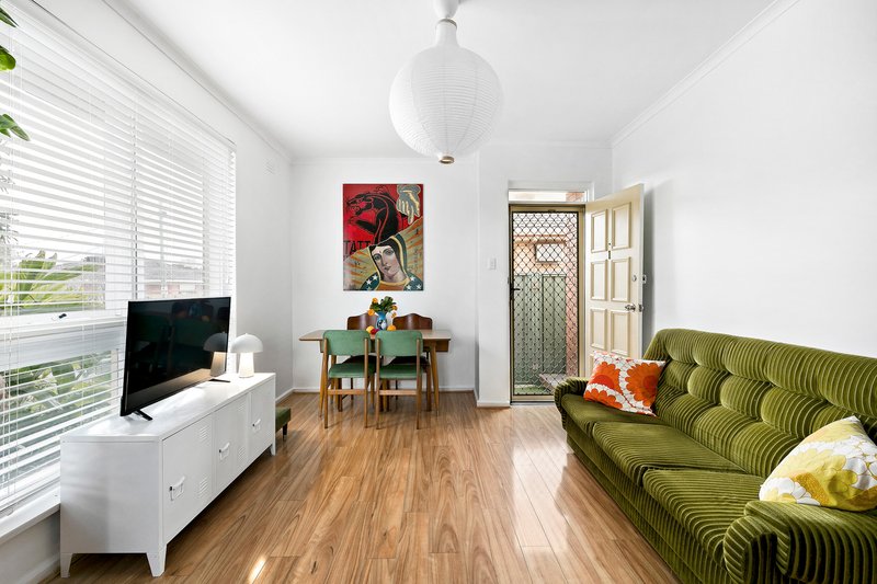 Photo - 1/261 Albion Street, Brunswick VIC 3056 - Image 4