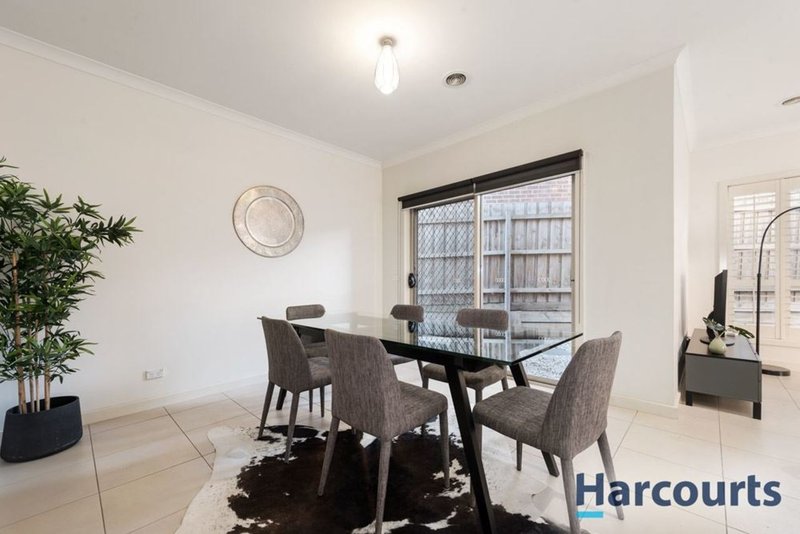 Photo - 12/61 Cathies Lane, Wantirna South VIC 3152 - Image 5