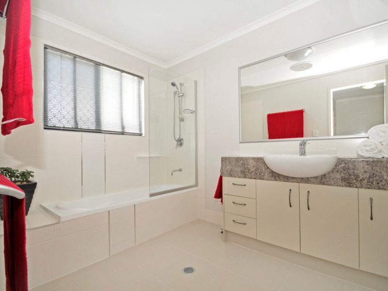 Photo - 12/61 Queens Road, Everton Hills QLD 4053 - Image 12