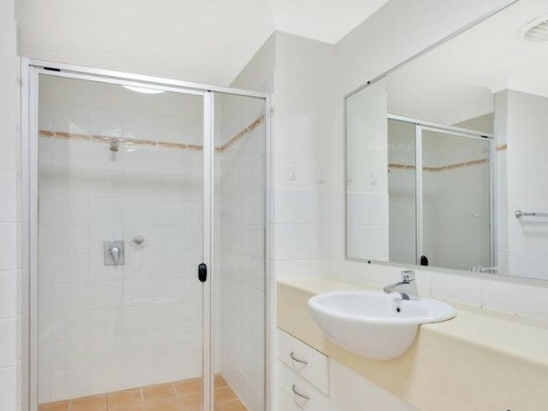 Photo - 126/137 Laver Drive, Robina QLD 4226 - Image 6