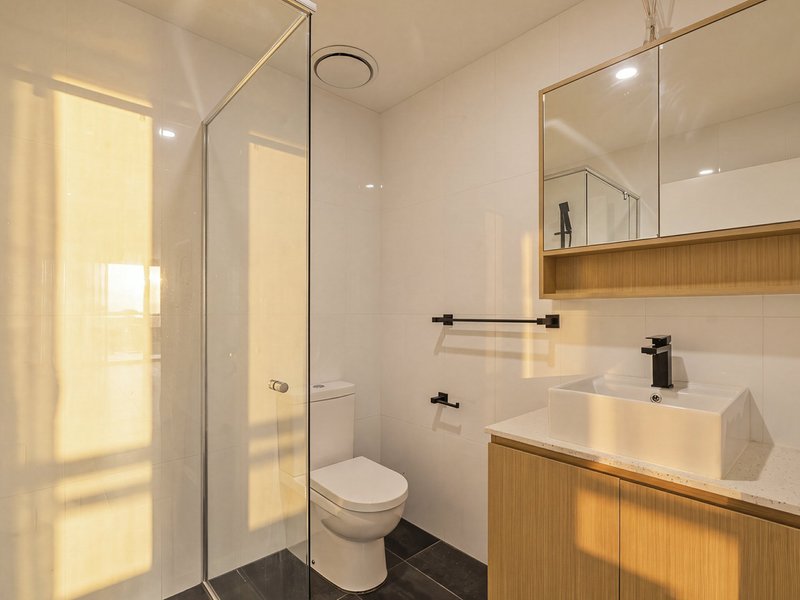 Photo - 126/3-5 Spinnaker Drive, Sandstone Point QLD 4511 - Image 8
