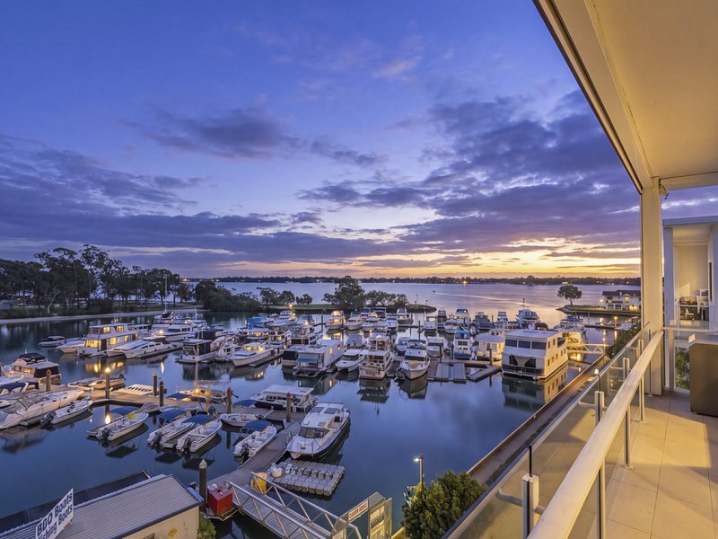 Photo - 126/3-5 Spinnaker Drive, Sandstone Point QLD 4511 - Image 11